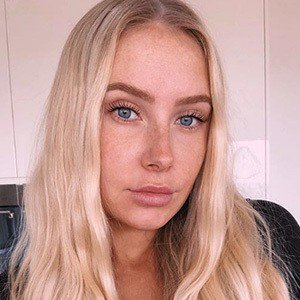 Lauren Curtis